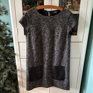 Madewell sz S wool blend Tweed Dress with Black Accents faux leather pockets